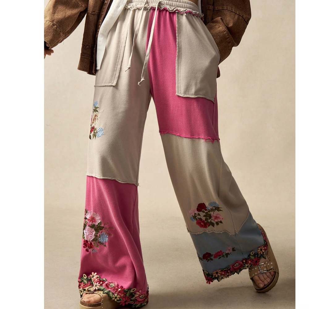 Color Block Floral Embroidered Wide leg Lounge Pants